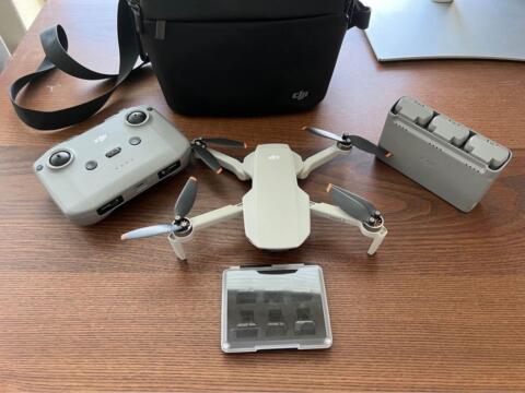 19 Best DJI Mini 2 Accessories [year] (The Ultimate Guide)